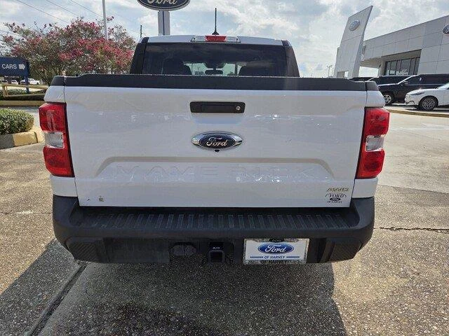 Used 2024 Oxford White Ford XLT image 4