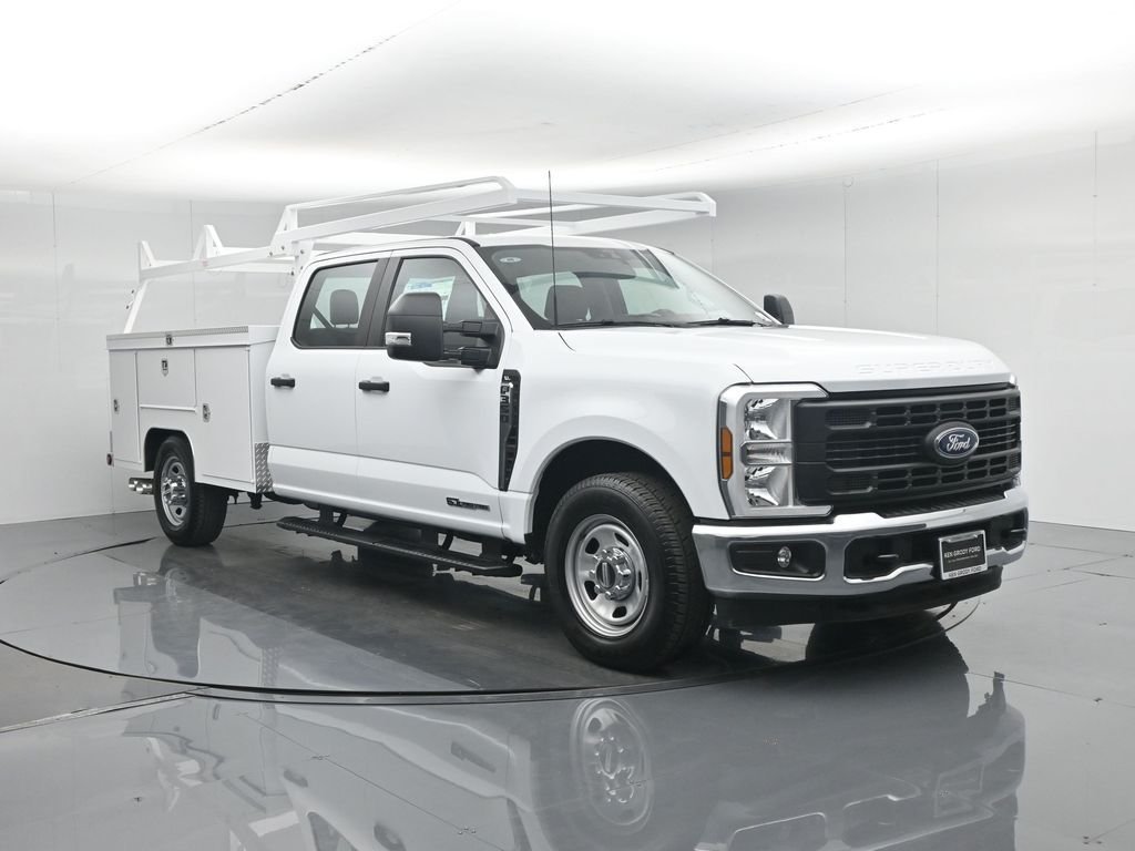 2026 Ford F-350 XL Crew Cab 8' Box SRW's photo