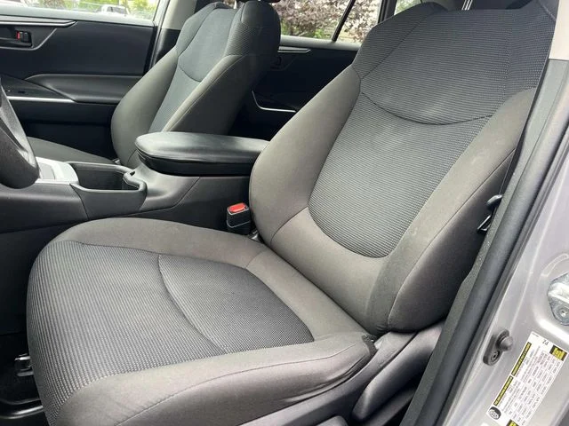 Used 2023 Silver Toyota LE image 32
