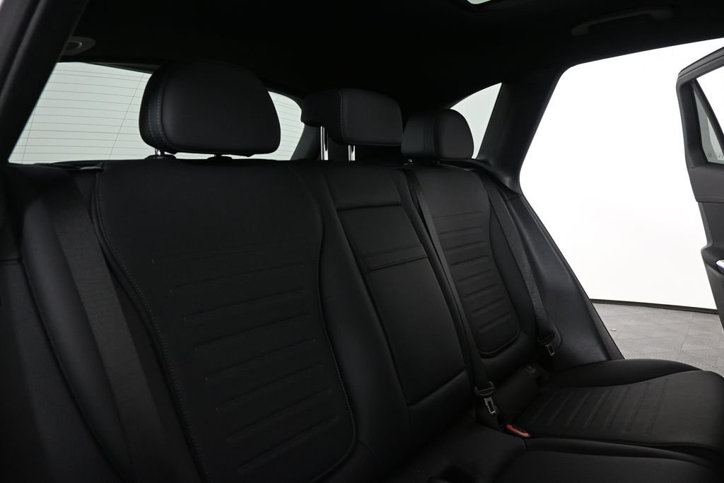 New 2026 Polar White Mercedes-Benz GLC 300 image 20