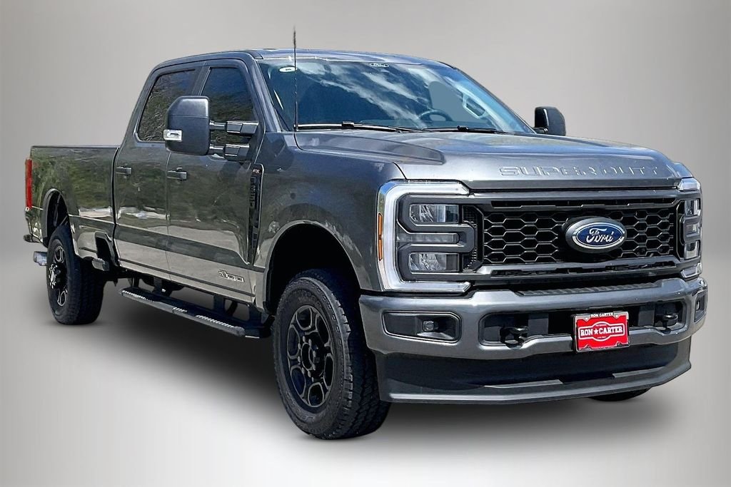 New 2026 Ford Super Duty F-350 XL 4D Crew Cab