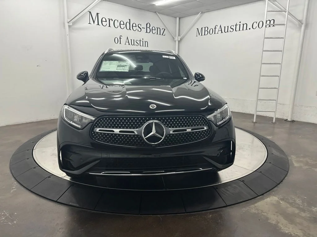 New 2026 Black Mercedes-Benz GLC 300 image 2