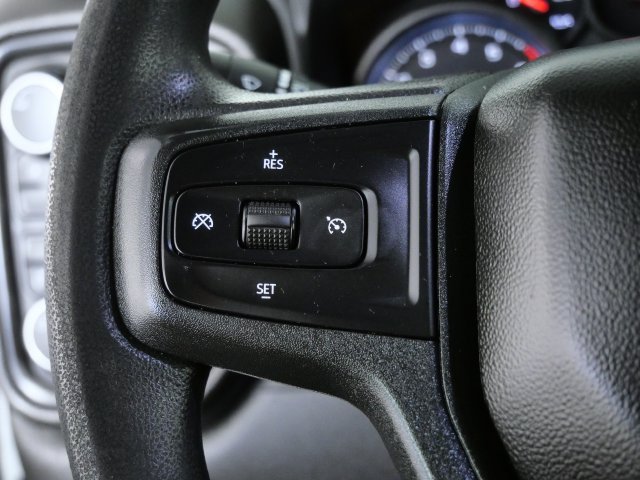 Used 2022 White Chevrolet Custom image 25