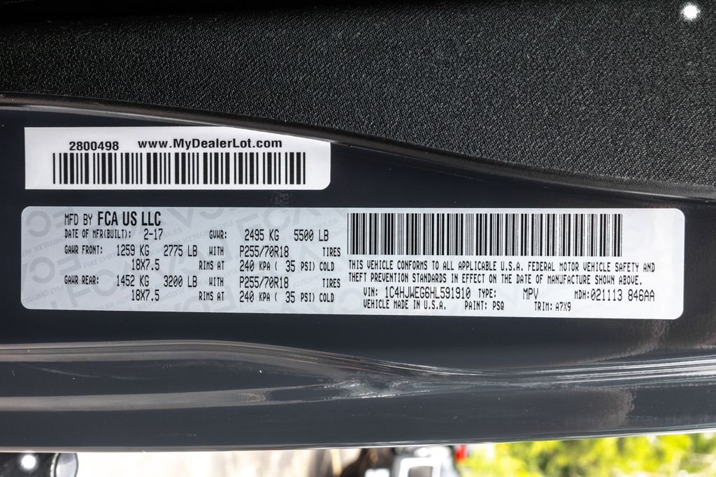 Used 2017 Black Jeep Unlimited Sahara image 37