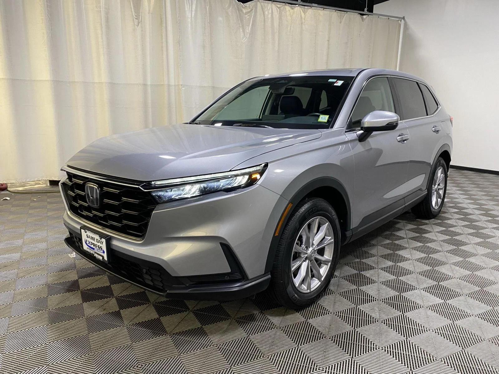 Used 2024 Lunar Silver Metallic Honda EX-L image 3