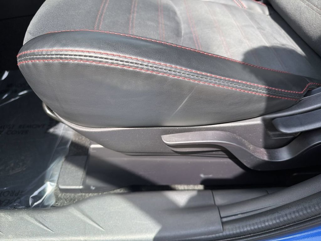 Used 2024  Mitsubishi 2.0 SE image 14