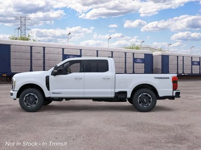 New 2026 Oxford White Ford Lariat image 3