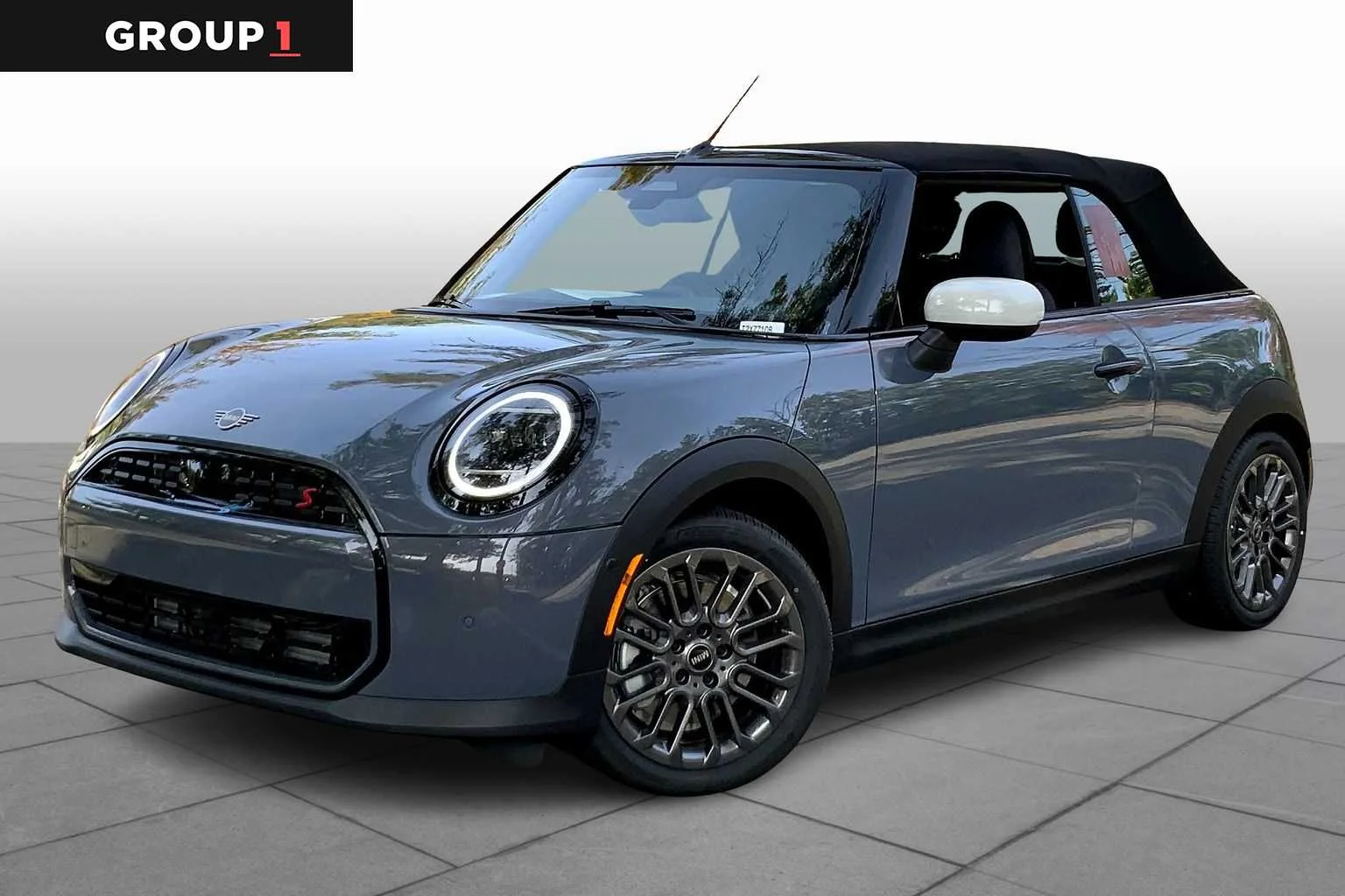 2026 MINI Convertible Cooper S's photo