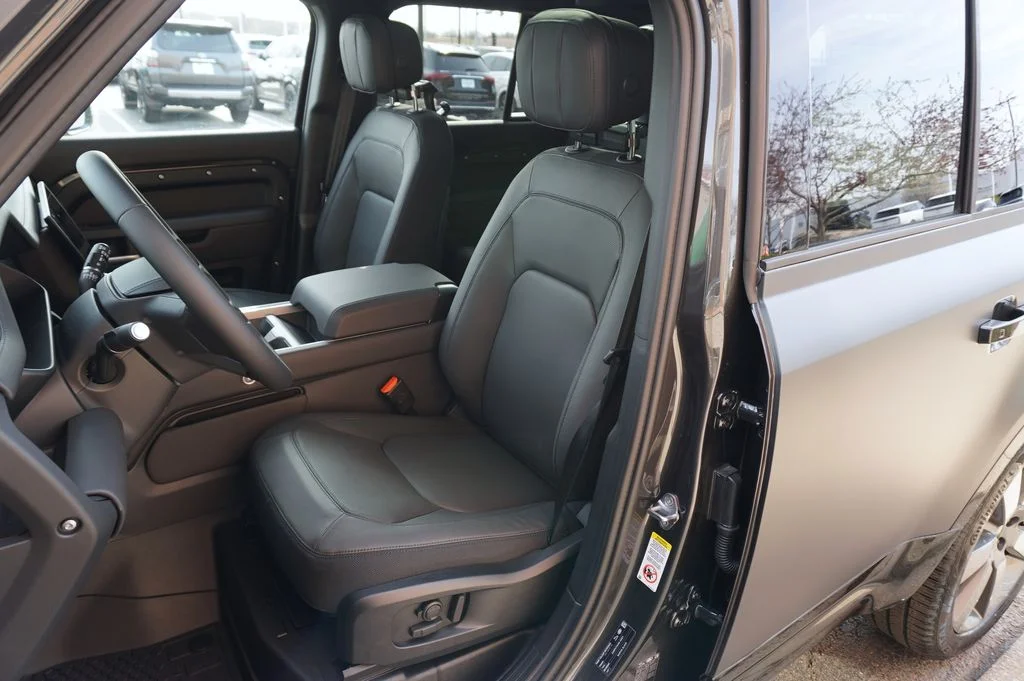 New 2026 Carpathian Grey Land Rover X image 14