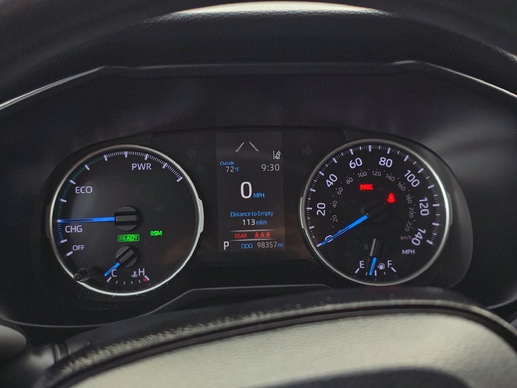 Used 2021  Toyota XLE image 24