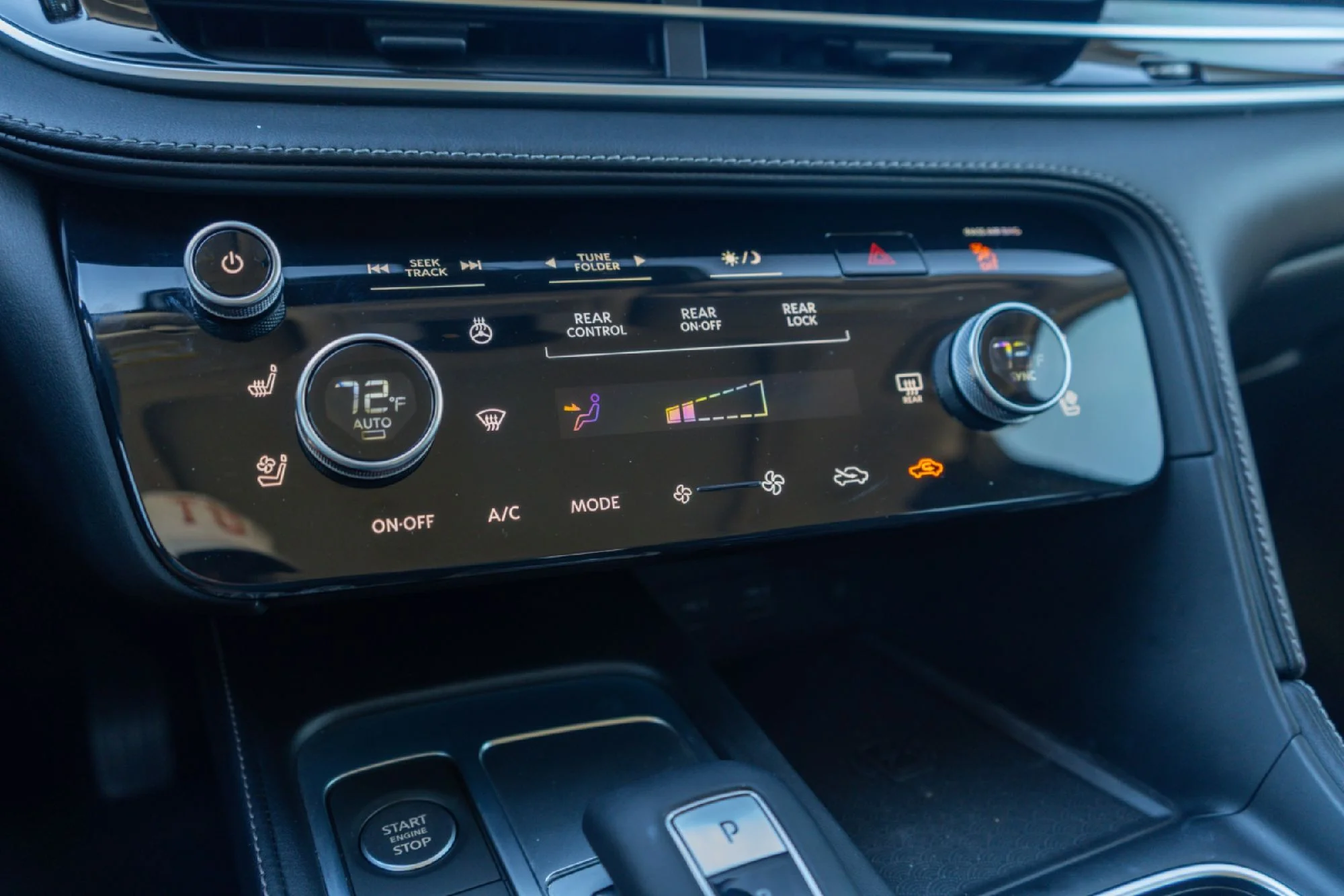 2025 INFINITI QX60 LUXE - Photo 16