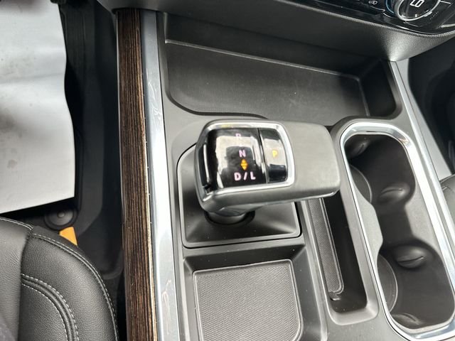Used 2026 Silver GMC Elevation image 22