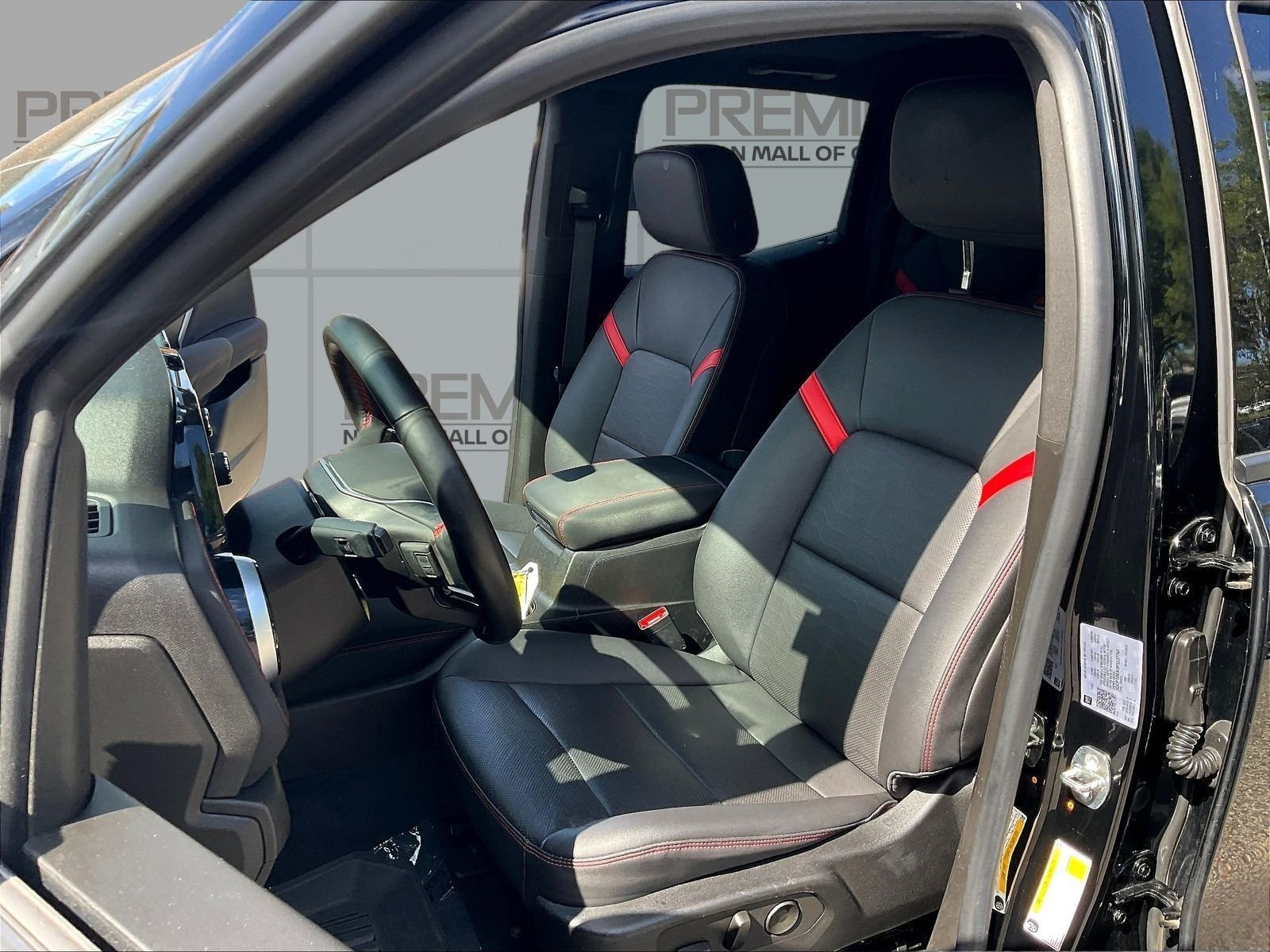 Used 2023 Black Chevrolet Z71 image 24