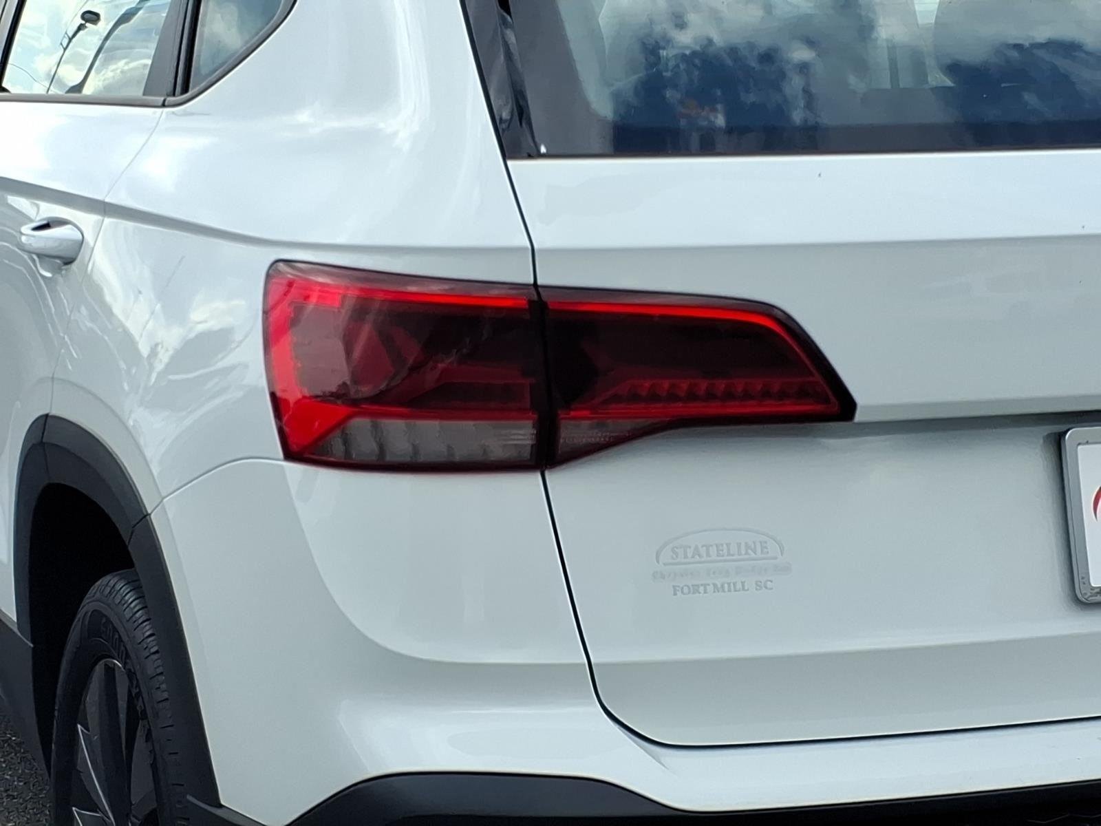 Used 2024  Volkswagen S image 16