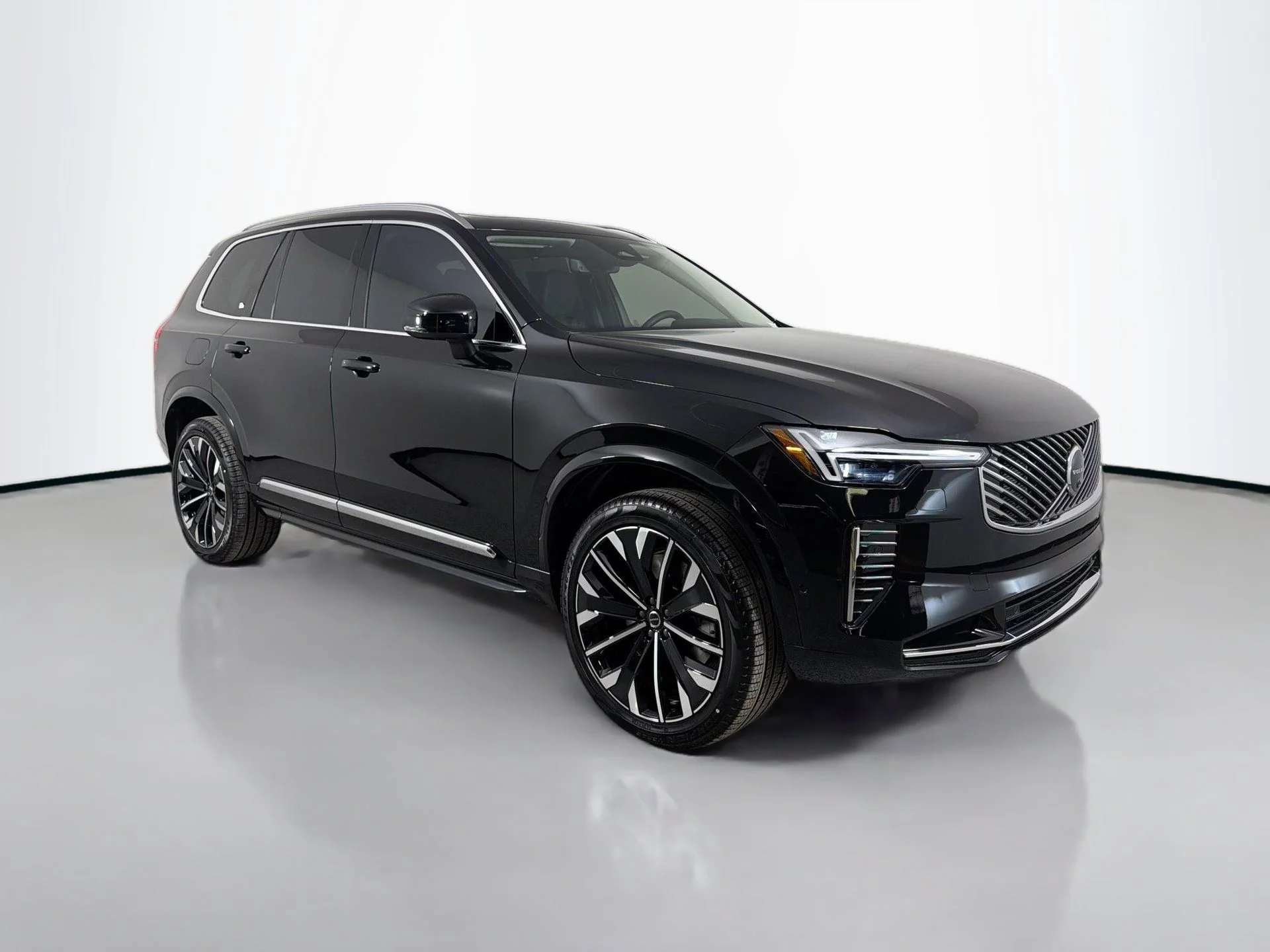 New 2026 Onyx Black Volvo Ultra image 3