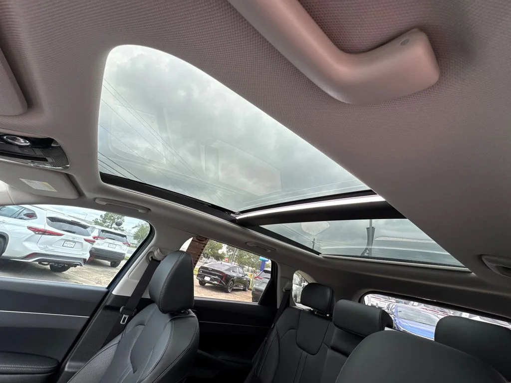 2025 Kia Sorento S - Photo 31