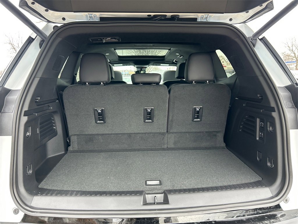 2026 GMC ACADIA - Image 34