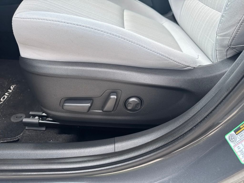 2023 Hyundai Kona SEL - Photo 12