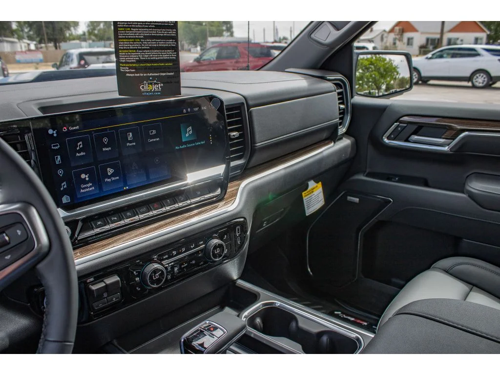 New 2026 Summit White Chevrolet LT Trail Boss image 48