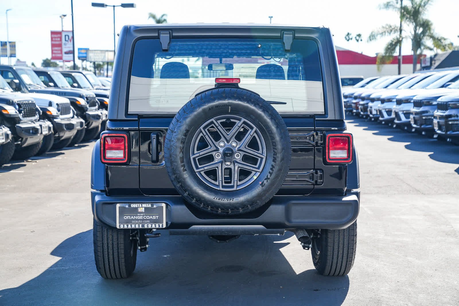 New 2026 Black Clear-Coat Exterior Paint Jeep Sport image 5