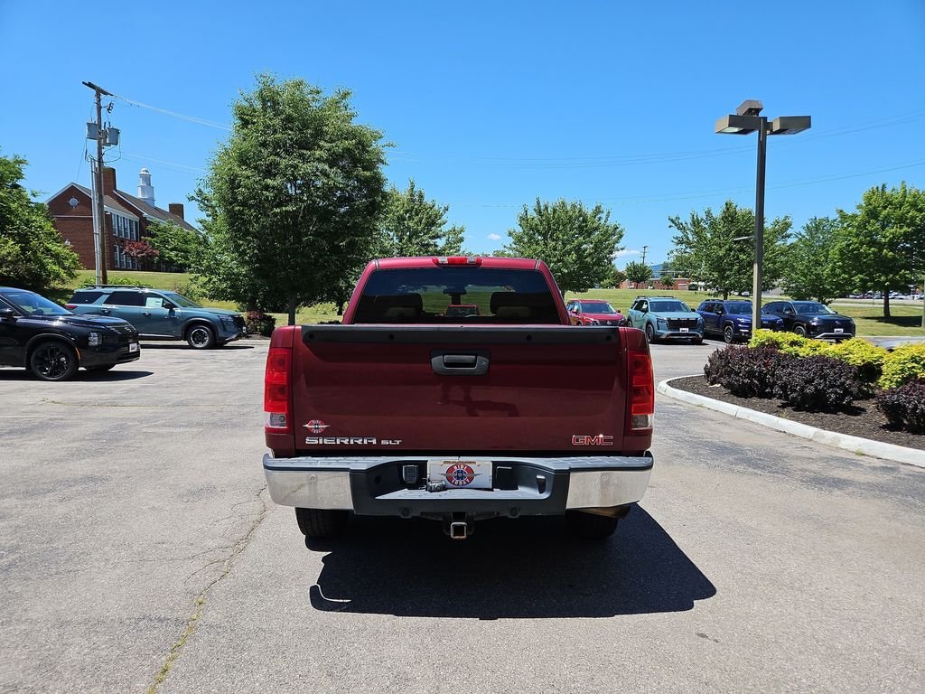 Used 2008 Red GMC SLT image 4