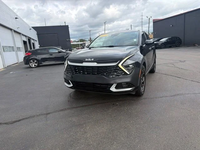 Used 2024 Black Kia LX image 24