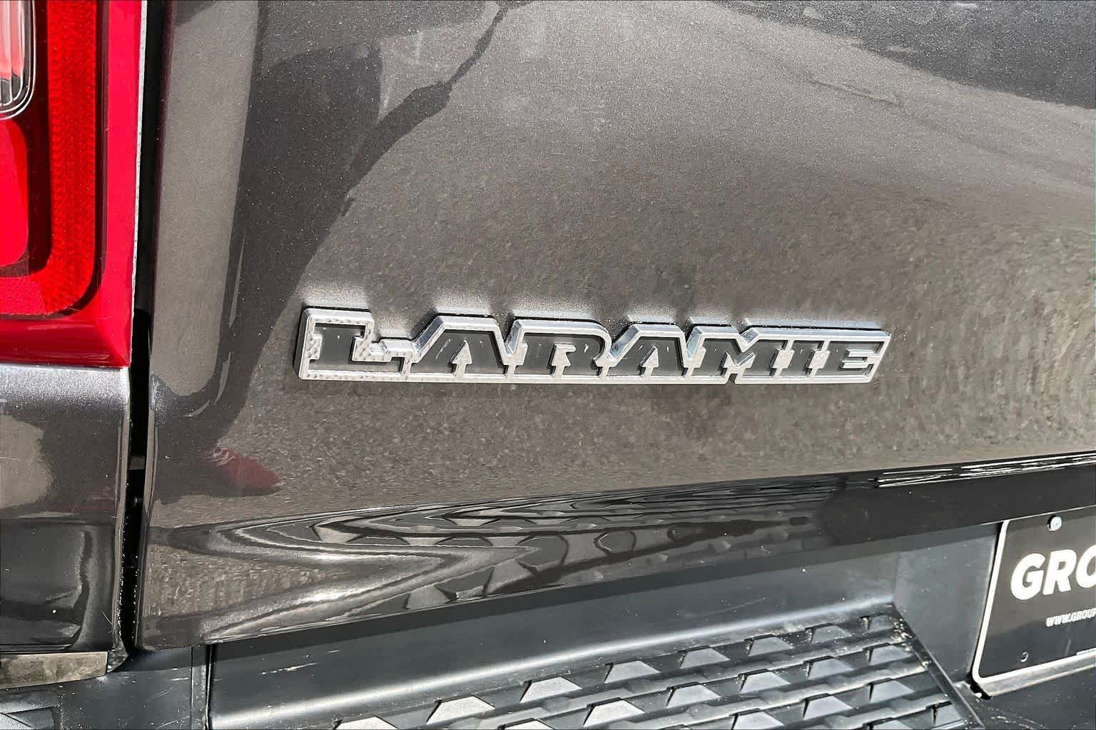 Used 2022 Granite Crystal Metallic Clearcoat Ram Laramie image 10
