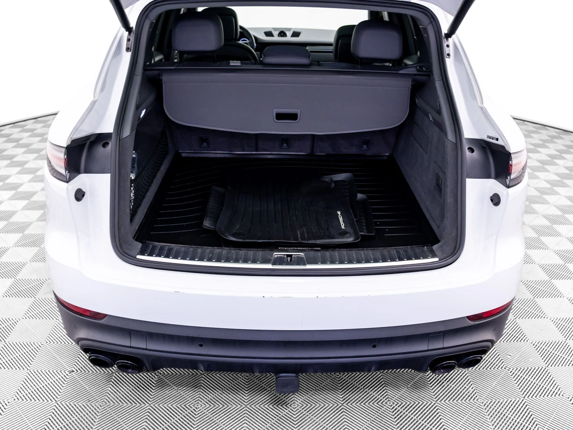 Certified Used 2023 White Porsche Platinum Edition image 31