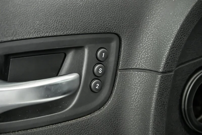 Used 2013 Bright White Clear Coat Chrysler SRT8 image 14