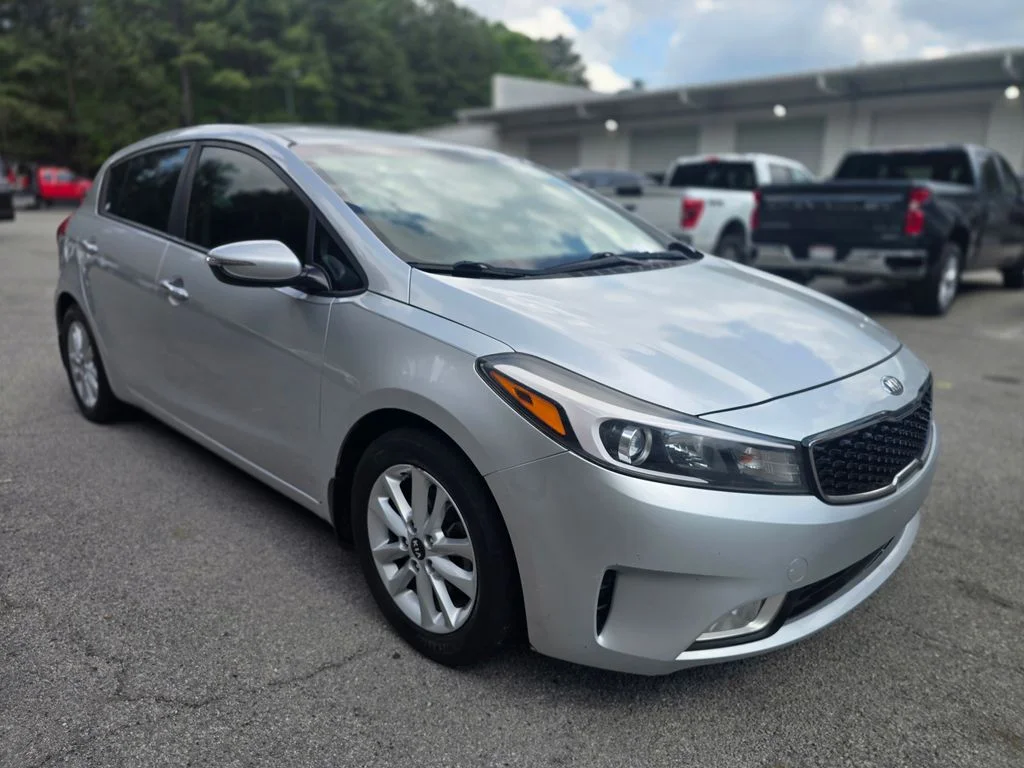 2017 Kia Forte5 LX