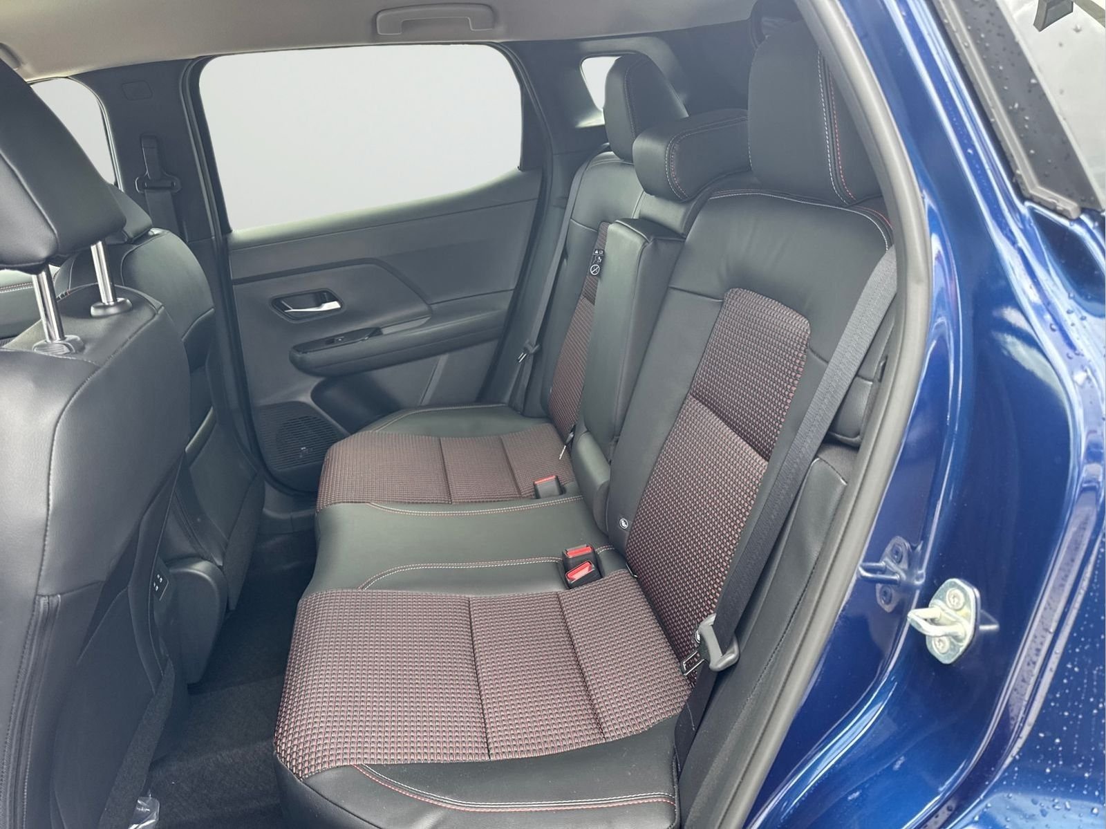 2026 Nissan KICKS SR - Photo 23