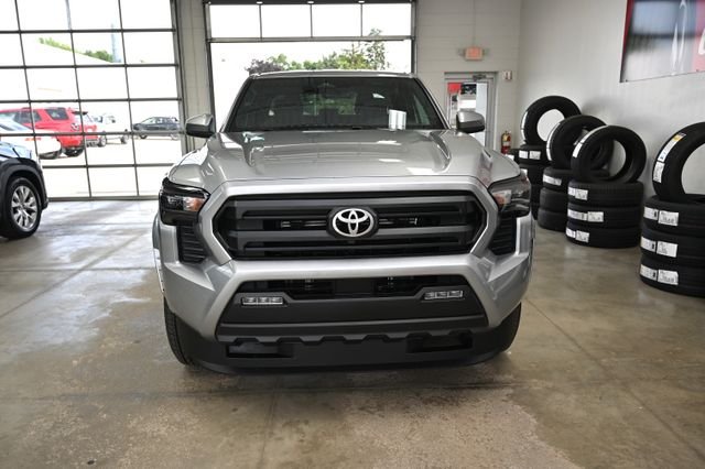 New 2026 Celestial Silver Metallic Toyota  SR5 image 2