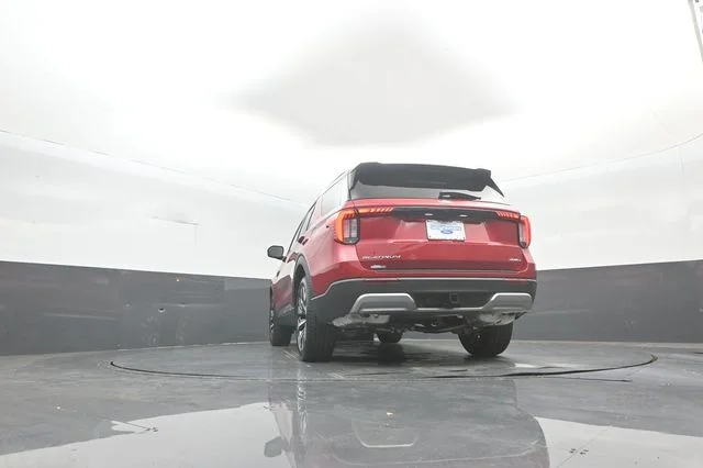 New 2026 Rapid Red Metallic Tinted Clearcoat Ford Platinum™ image 40