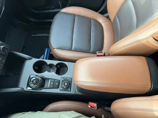 Used 2022 Gray Ford Badlands image 24