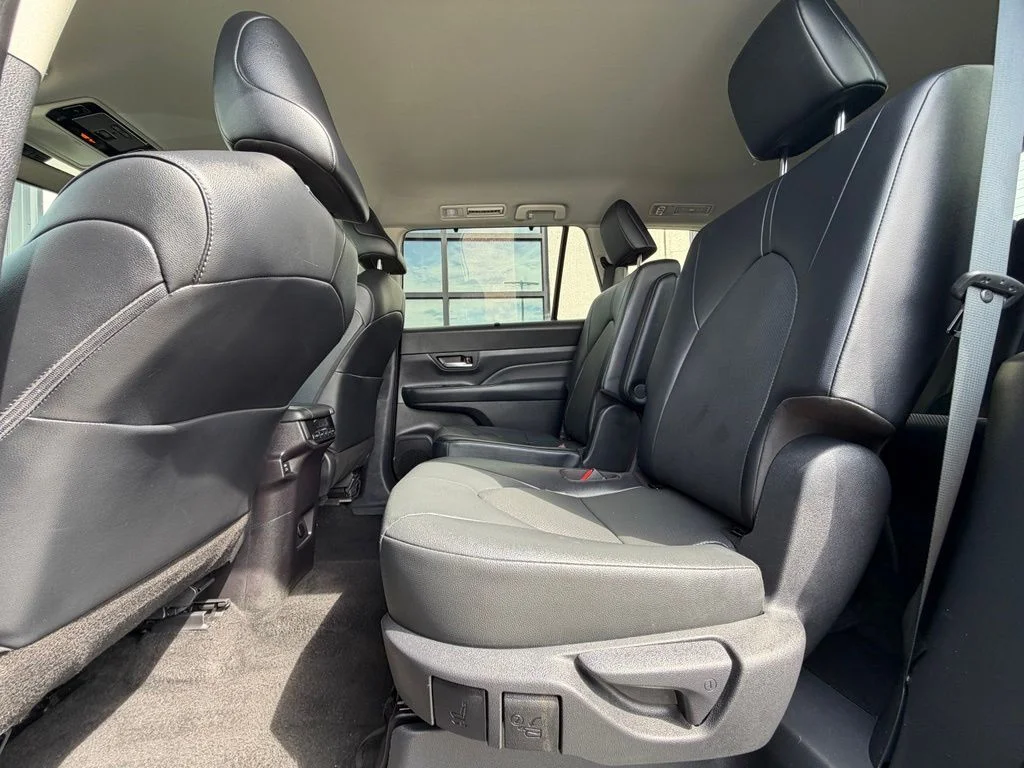 Used 2025 Black Toyota XLE image 21