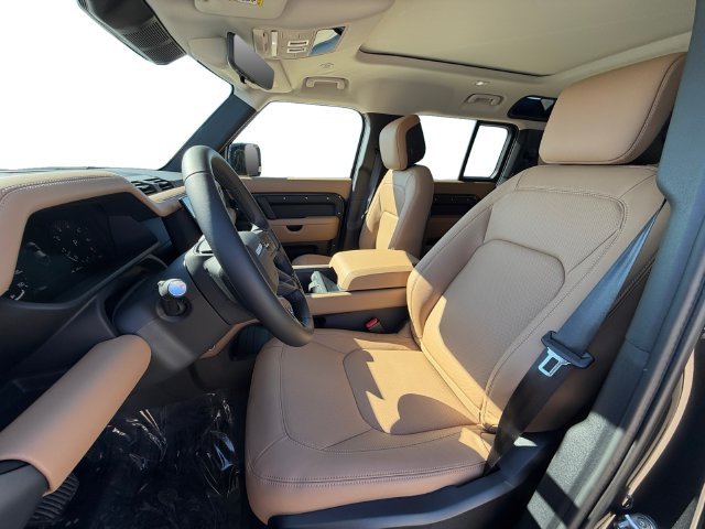 New 2026 Carpathian Grey Land Rover X-Dynamic SE image 10