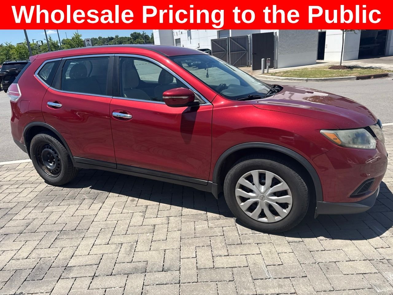 Used 2014 Nissan Rogue S with VIN 5N1AT2MT4EC842529 for sale in Nashville, TN