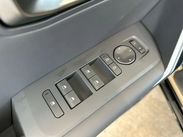 New 2027 Terrain Brown Kia X-Line S image 17
