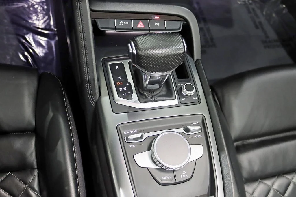 Used 2017 Black Audi 5.2 image 27