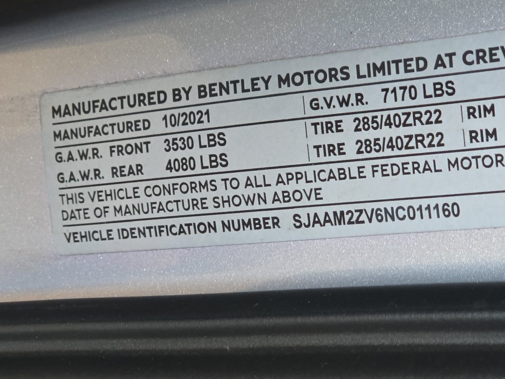 Used 2022 Silver Bentley  image 38