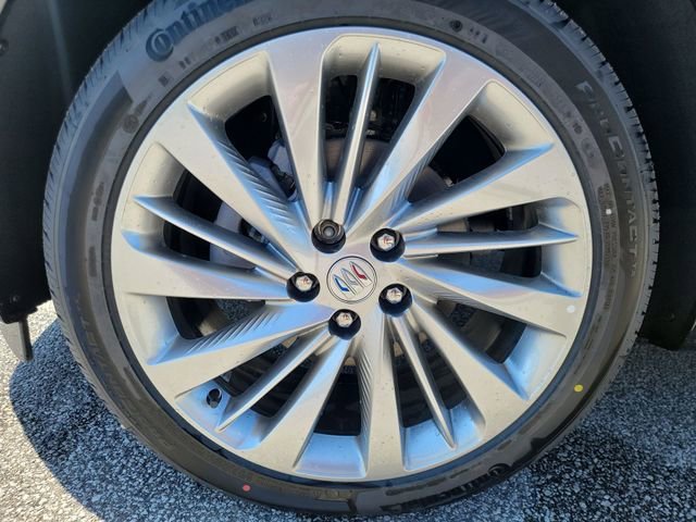 New 2026 Ebony Twilight Metallic Buick Avenir image 21