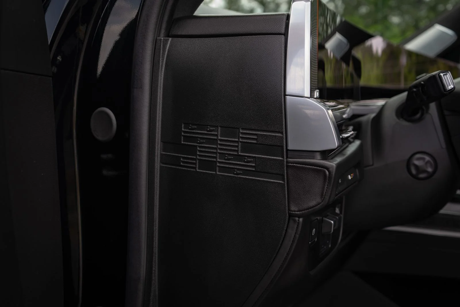 Used 2025 Black Raven Cadillac V-Series image 26