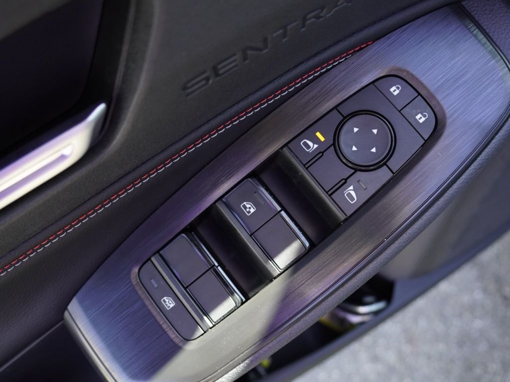 New 2026 Gray Nissan SR Premium image 10