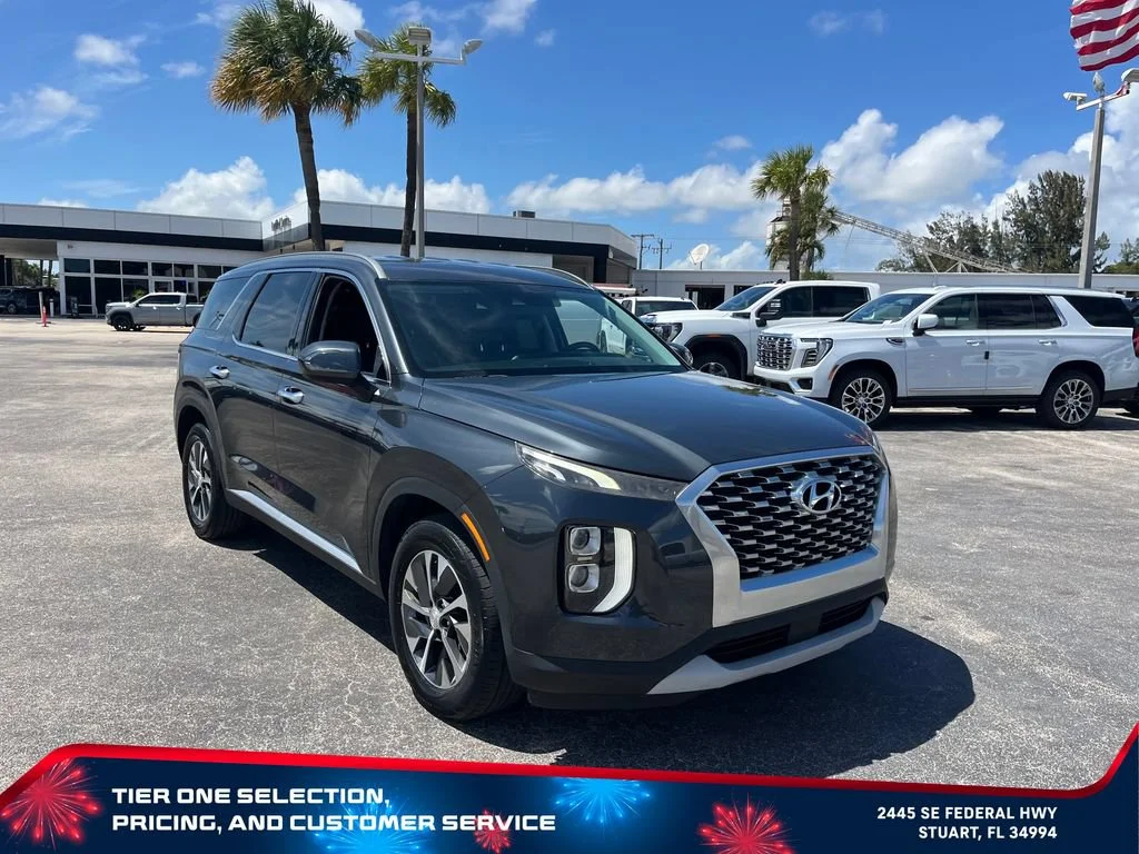 Used 2020 Gray Hyundai SEL image 3