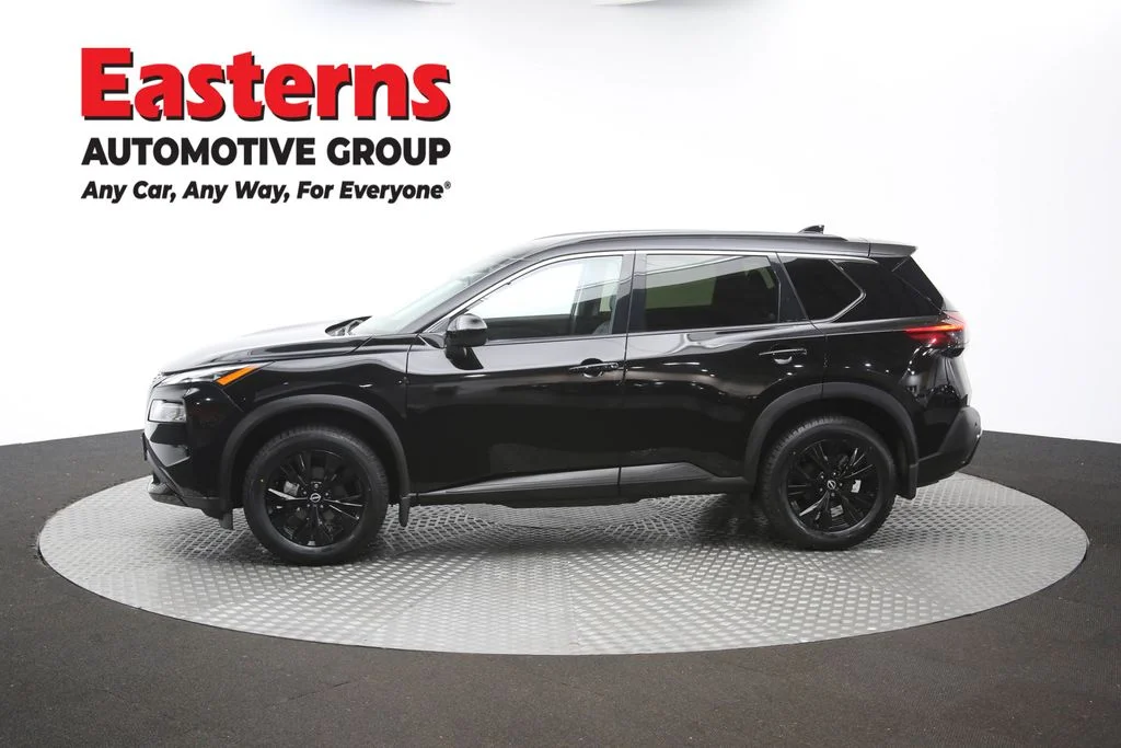 Used 2023 Black Nissan SV image 62