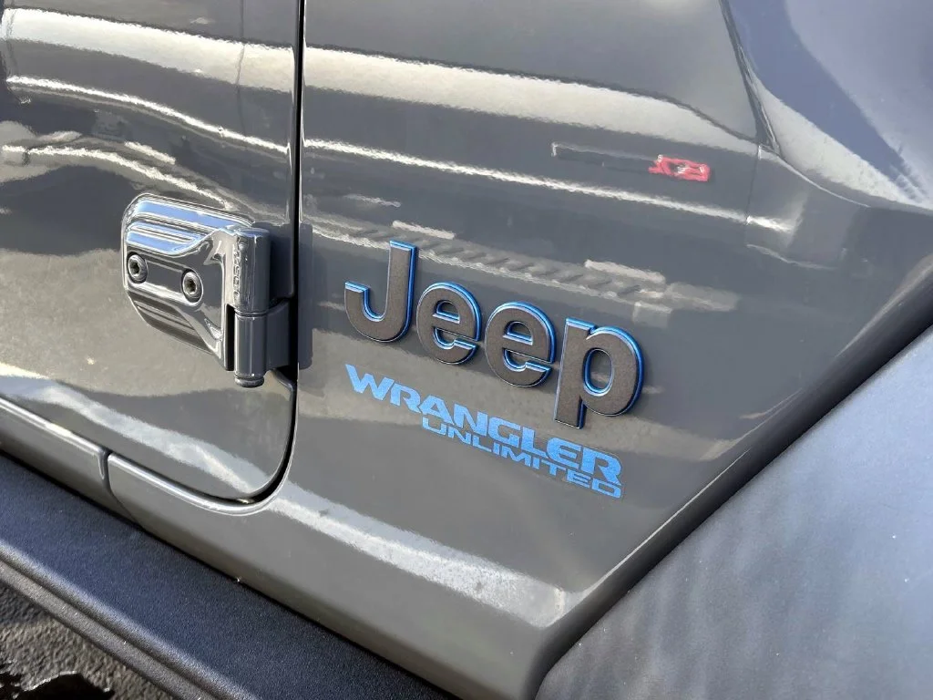 Used 2021 Gray Clearcoat Jeep Unlimited Rubicon 4xe image 33