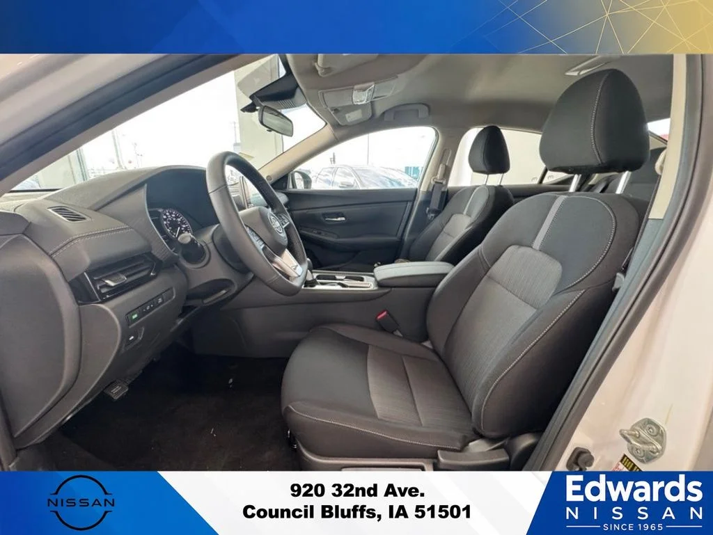 2025 Nissan Sentra SV - Photo 21