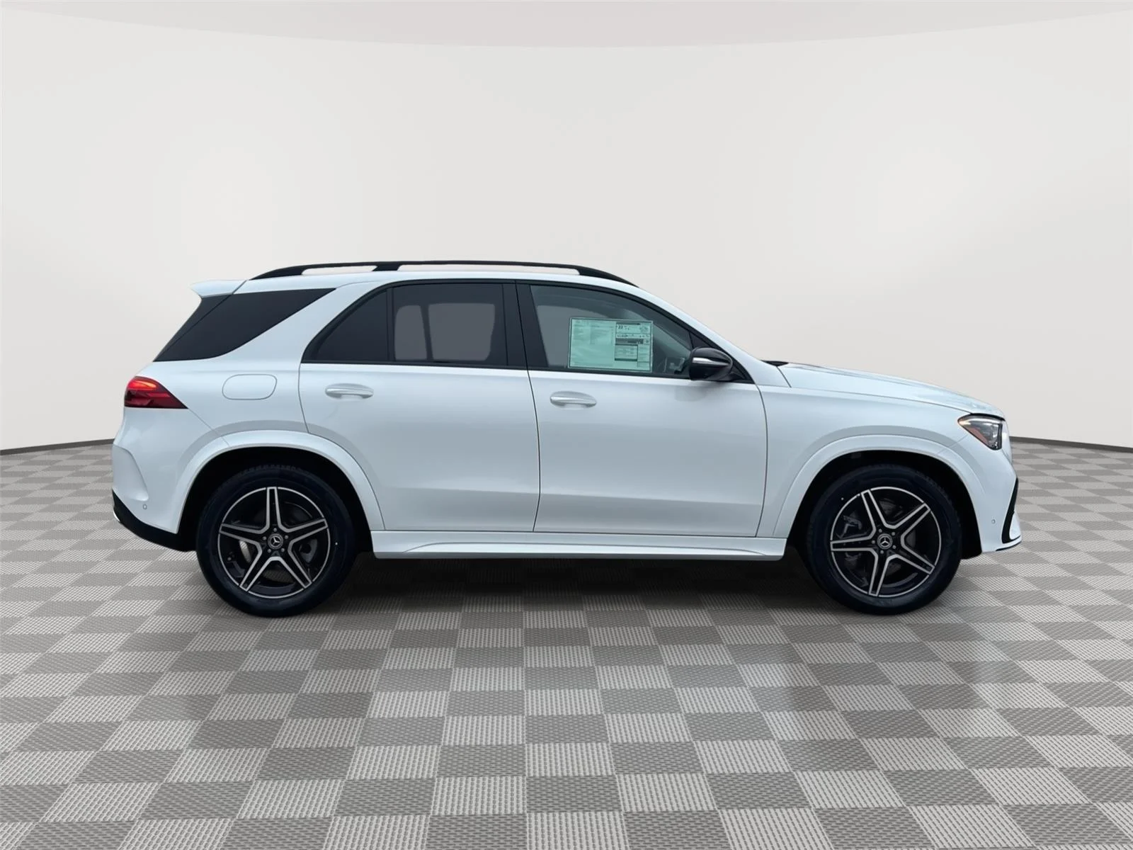 New 2026 Polar White Mercedes-Benz GLE 350 image 2
