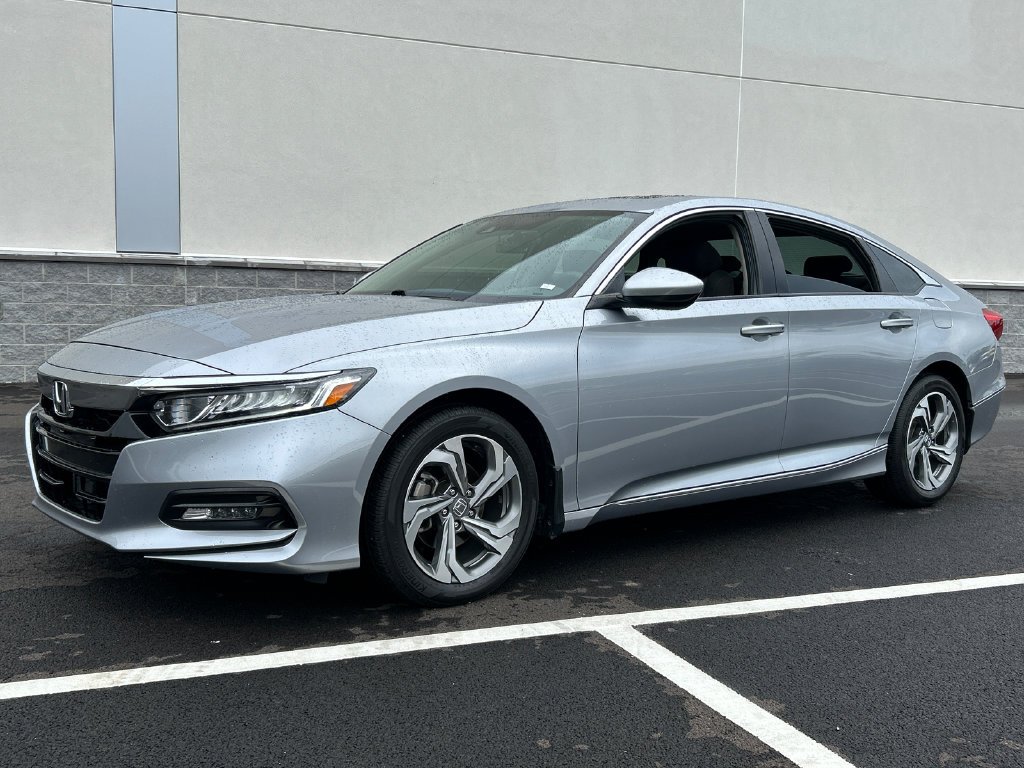 Used 2019 Silver Honda EX image 1