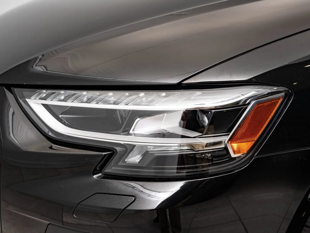 Used 2025 Mythos Black Metallic Audi L 55 image 15